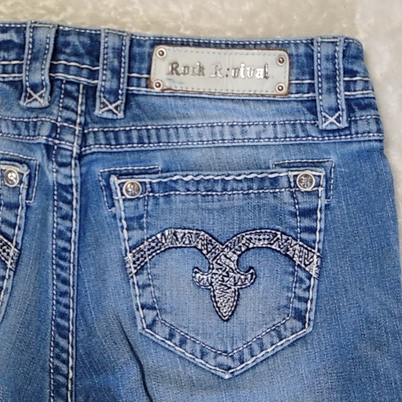 Rock Revival Jeans size 30 Laura Straight Distressed - Picture 9 of 16